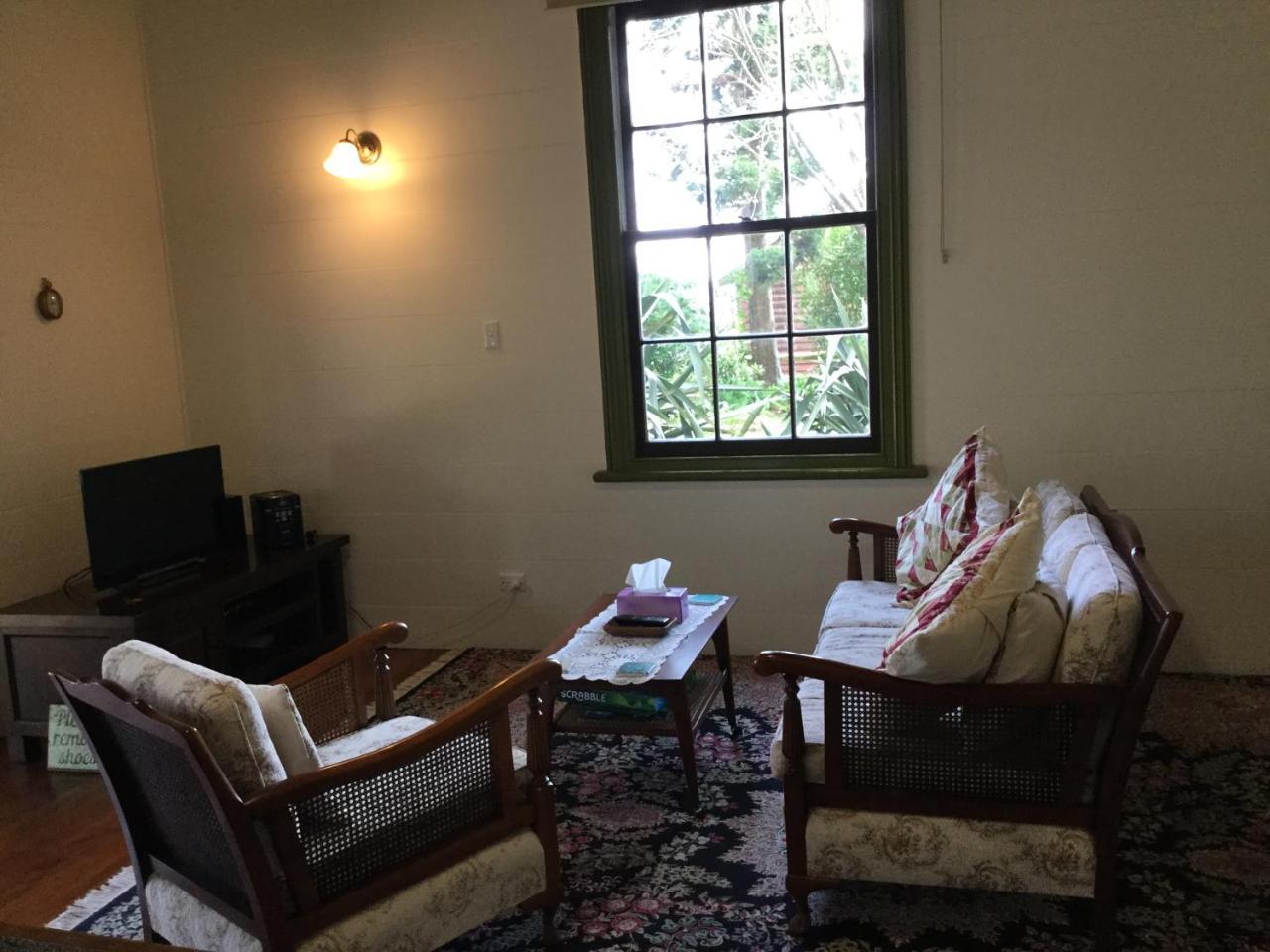 The Old School House Guest House เท อวามูทู ภายนอก รูปภาพ